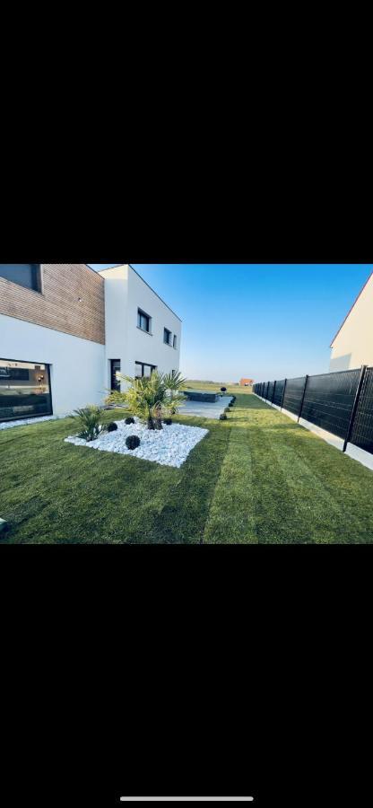 Magnifique Villa Avec Jaccuzi Wimille Exterior photo